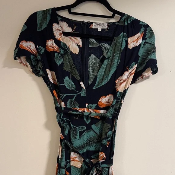 XIX Palms Black and Green Floral Maxi Dress - Picture 5 of 6